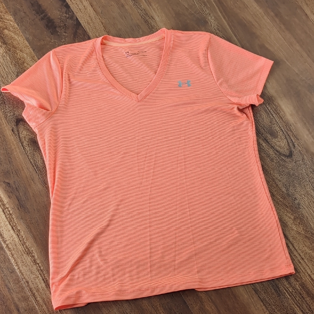 Under Armour Women’s Coral V-Neck Short Sleeve Performance Tee
